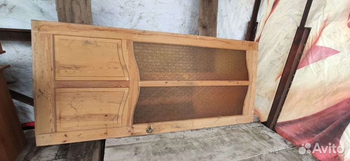 Двери межкомнатные из массива