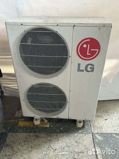 Наружный блок кондиционера lg