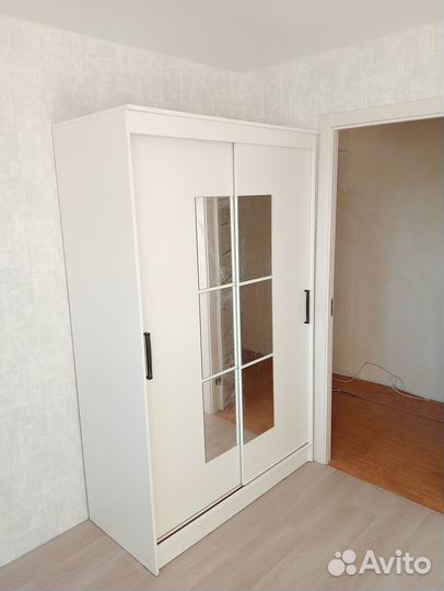 Шкаф купе с зеркалом белый