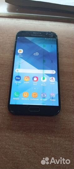 Телефон Samsung а7 2017 г
