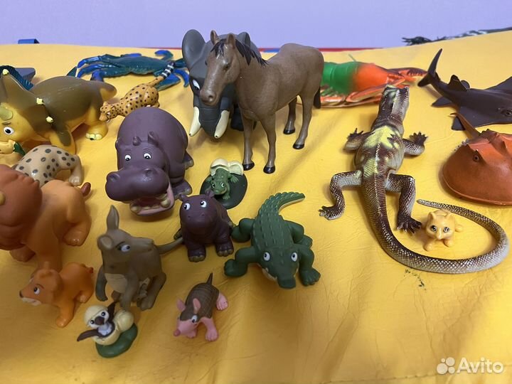 Деагостини животные 18штук + журналы