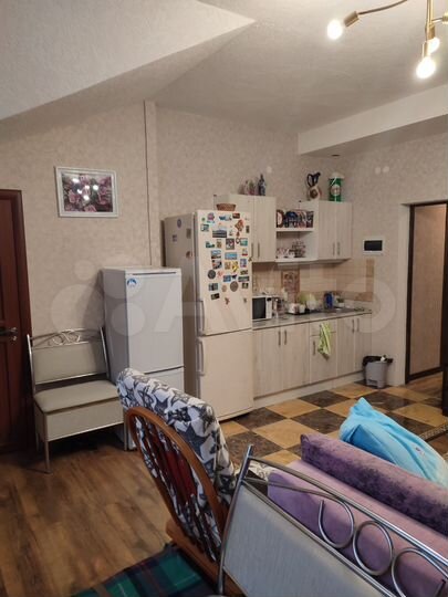 Коттедж 386 м² на участке 9 сот.