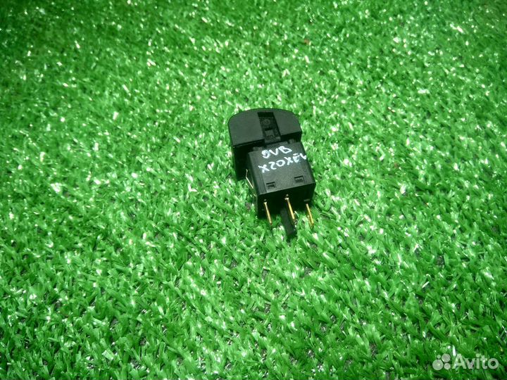 Кнопка антипробуксовки тс Opel Vectra B