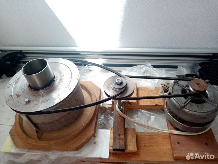 Мельница с электроприводом