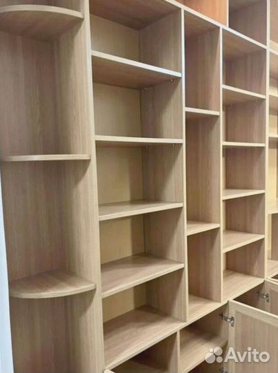 Библиотека на заказ в Санкт-Петербурге