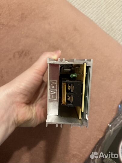 Блок питания для светодиодной ленты 12V