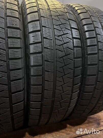 Pirelli Ice Asimmetrico 205/65 R16 95Q