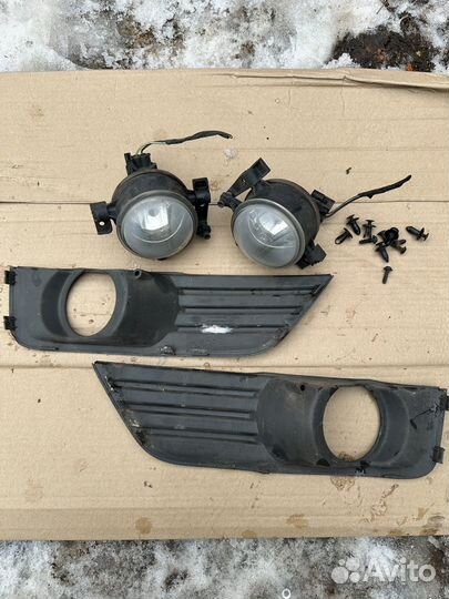 Противотуманные фары + решетки Ford focus 2