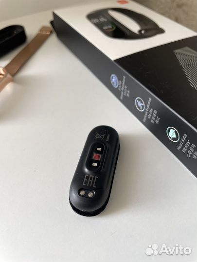 Смарт часы xiaomi mi band 4