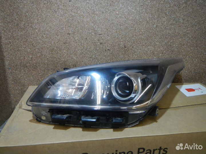 Фара левая Kia Rio