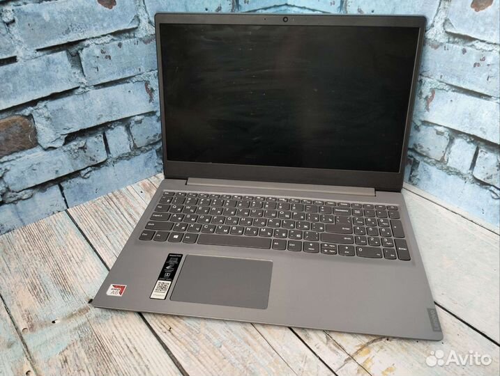 Ноутбук Lenovo S145 на запчасти