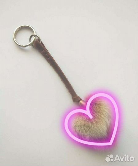 Коготь рыси- брелок (имитация )