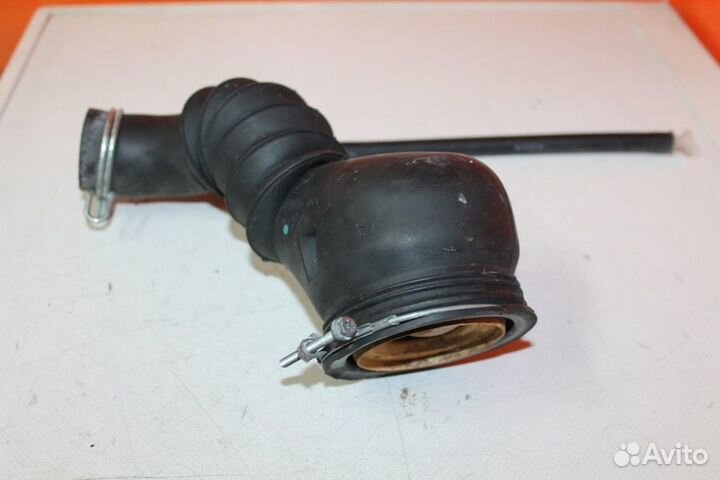 Патрубок слива Bosch 118932 бу. 2822