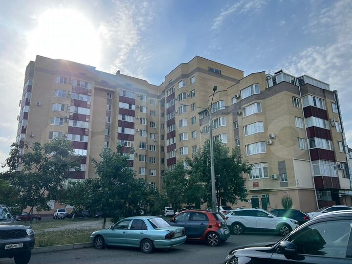 2-к. квартира, 57 м², 8/9 эт.