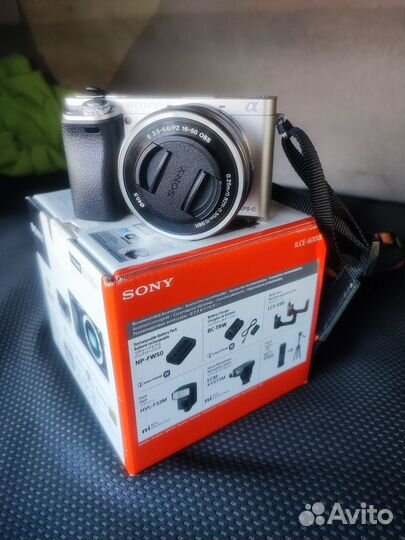Компактный фотоаппарат Sony a6000