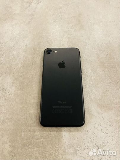 iPhone 7, 128 ГБ