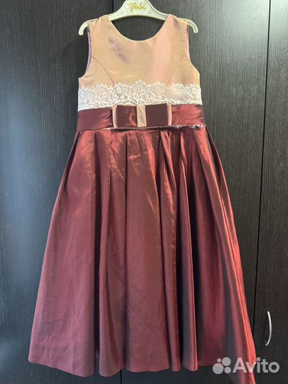 Нарядное платье для девочки