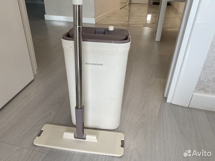 Kuchenland швабра