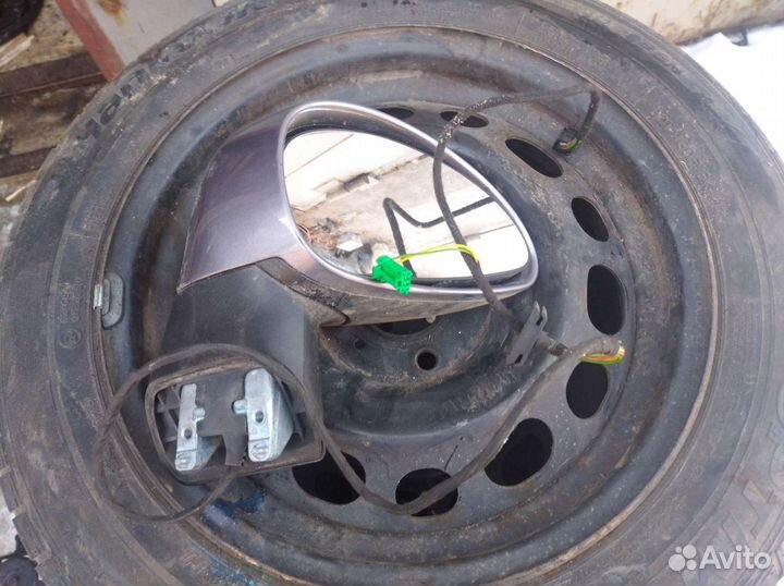 Зеркало правое Ситроен С4