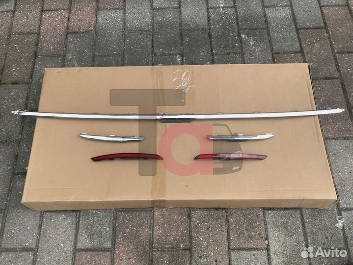 Хром-молдинги заднего бампера Поло седан 15-20