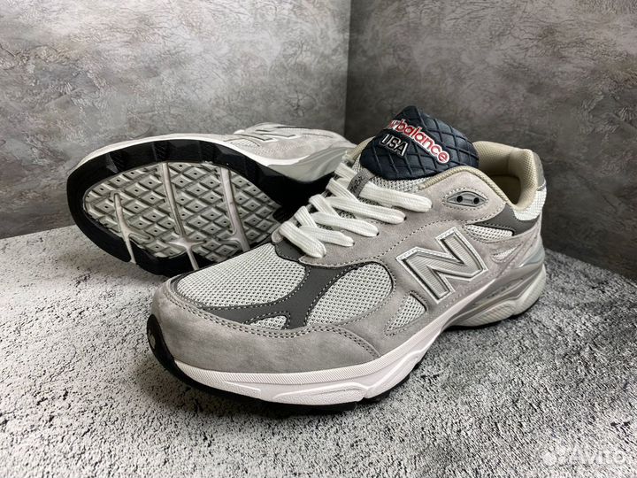 Кроссовки New Balance 990v3