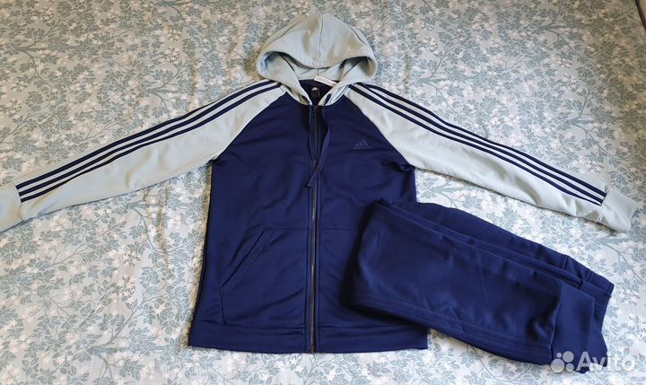 Спортивный костюм Adidas