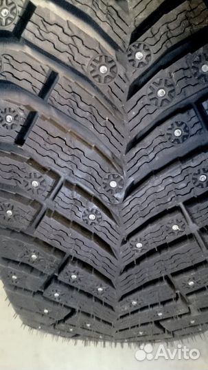 Michelin X-Ice North 4 225/45 R18 95T