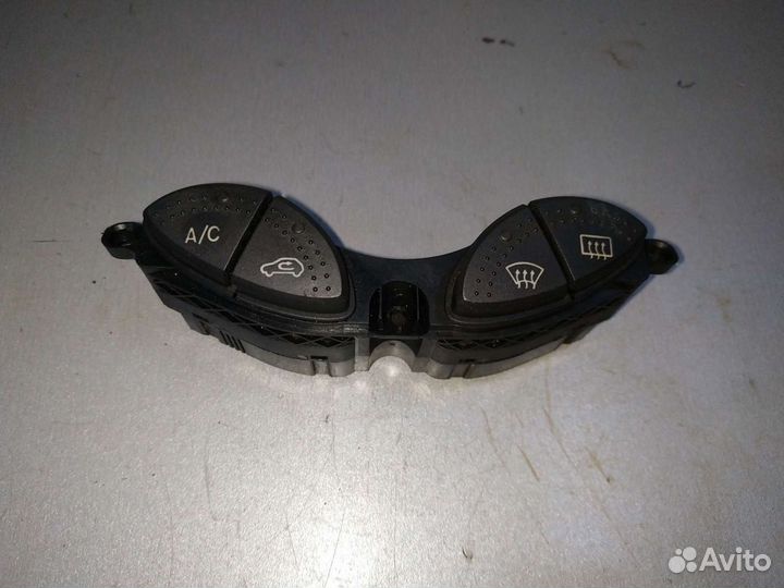 Кнопка обогрева включения кондея Форд Фокус 1