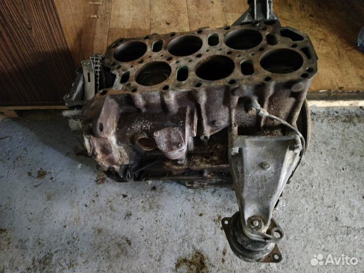 Блок двигателя Volkswagen Passat B3 AAA 1993