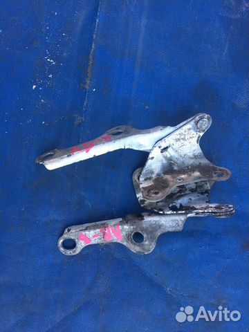 Петля капота toyota camry SV35