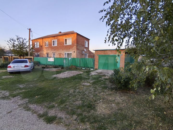 Дом 100 м² на участке 10 сот.