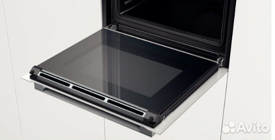 Духовой шкаф Bosch HBG634BW1