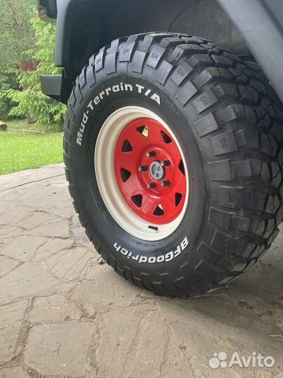 Bfgoodrich Mud-Terrain T/A KM2 12.5 R17 121Q