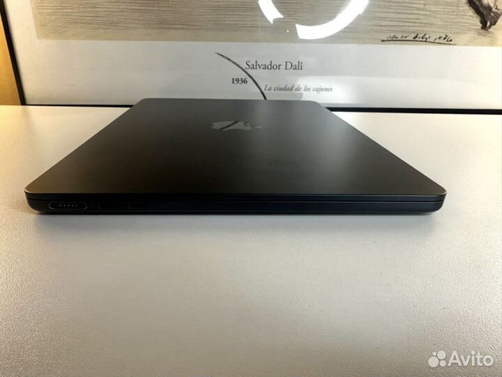 MacBook Air 13 2022 M2 8GB/256SSD