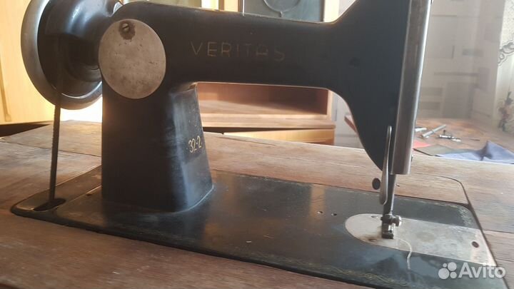 Швейная машина veritas ножная