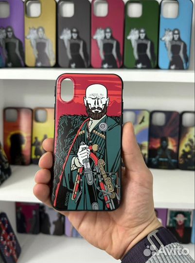 Чехлы на телефон
