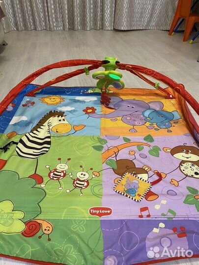 Развивающий коврик tiny love разноцветное сафари