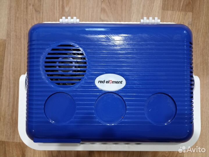 Автомобильный холодильник red element 0324, новый