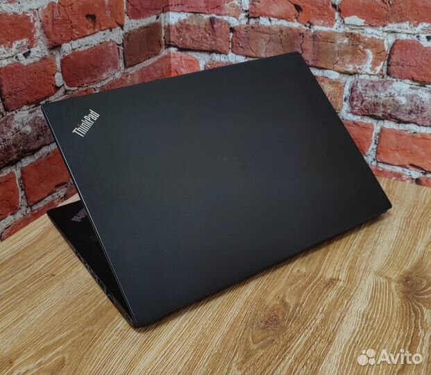 Мощный ноутбук Lenovo T460s Core i7-6600U/14/8/SSD