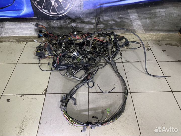 Проводка подкапотная Mercedes W140 S500