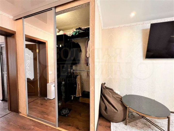 2-к. квартира, 45 м², 5/5 эт.