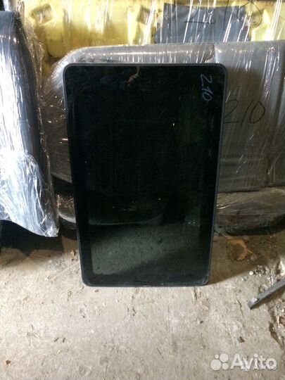 Крышка стеклянная люка Mercedes w210