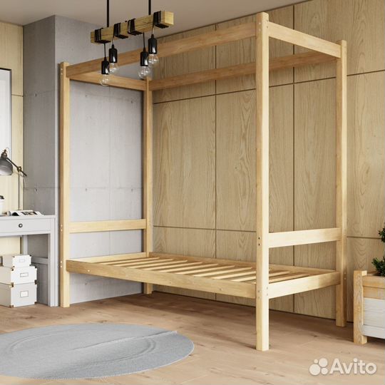 Кровать детская настоящий массив