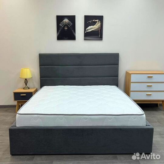 Кровать с Матрасом 160х200