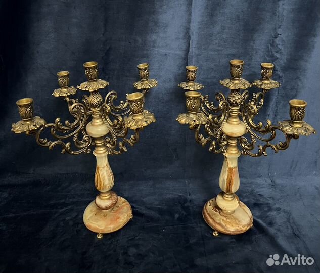 Старинные подсвечники из бронзы и оникса