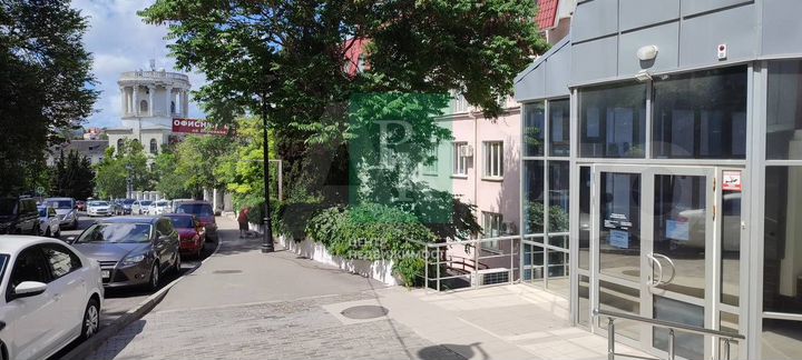 Офис в центре 1 этаж с юрадресом