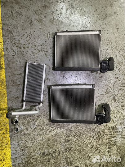 Радиатор печки Lexus GS300