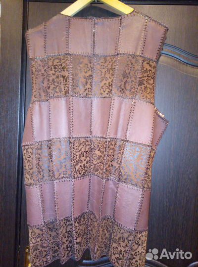 Кожаный желет