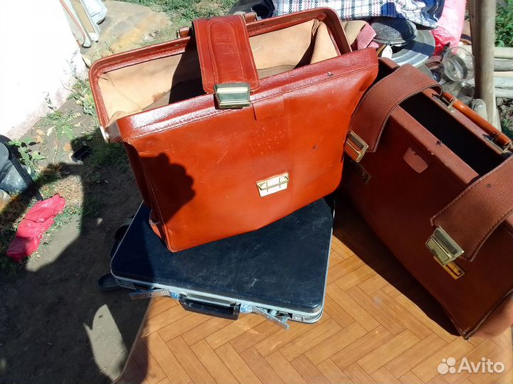 Дипломат портфель