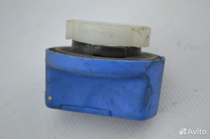 Крышка бака AdBlue MAN TGX 18.440 (01.07)